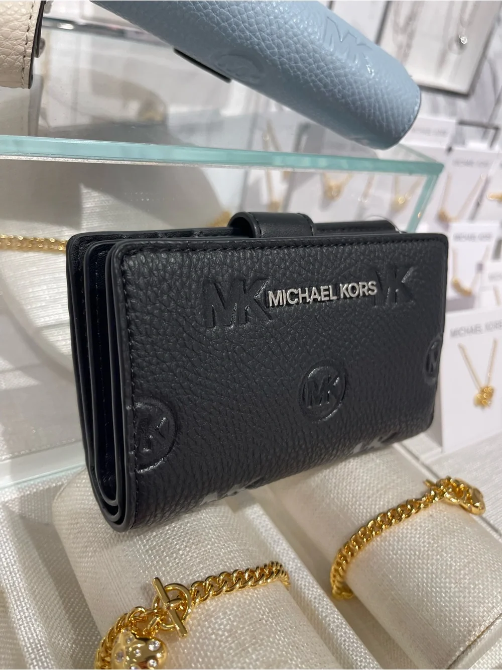 Michael Kors Jet Set Travel Medium Logo Debossed Billfold Wallet Black NWT