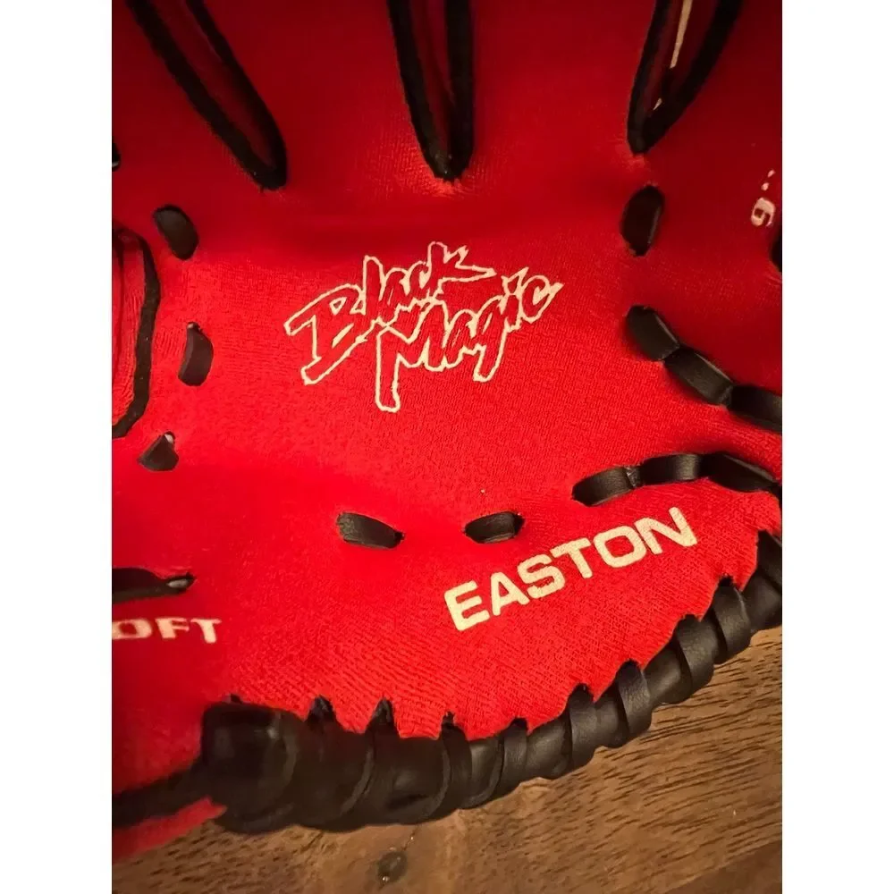 Easton black magic