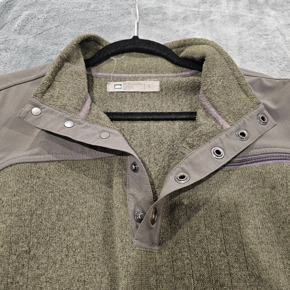 REI men fleece