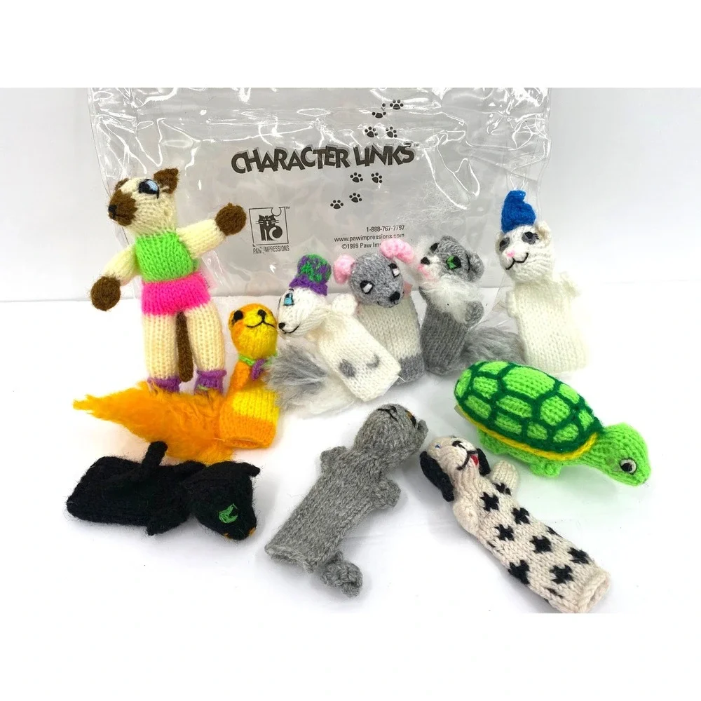10 Knit Finger Puppets Turtle Dog Mouse Squirrel Cats Animal Colorful