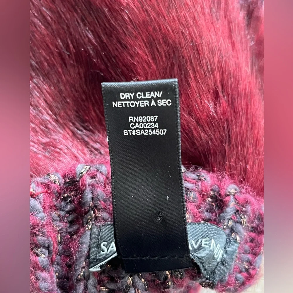 Saks Fifth Avenue cozy statement