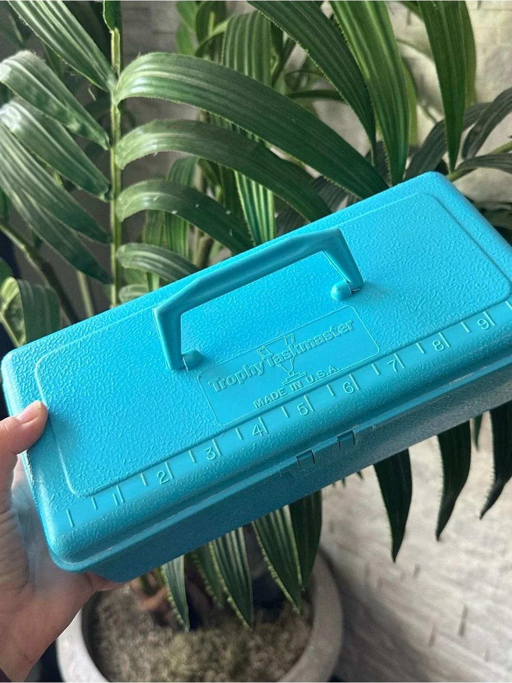 trophy taskmaster vintage turquoise