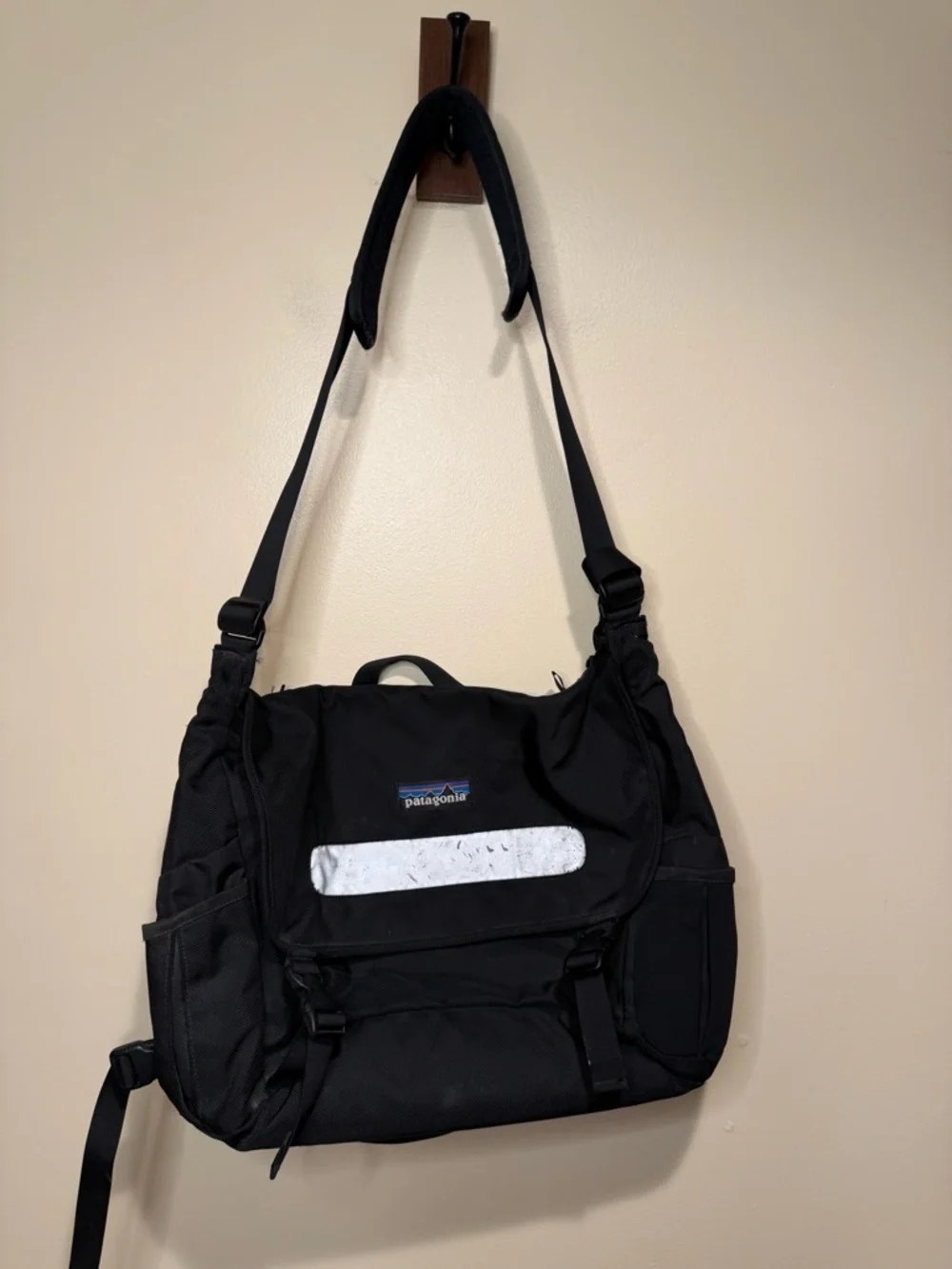 Patagonia durable messenger