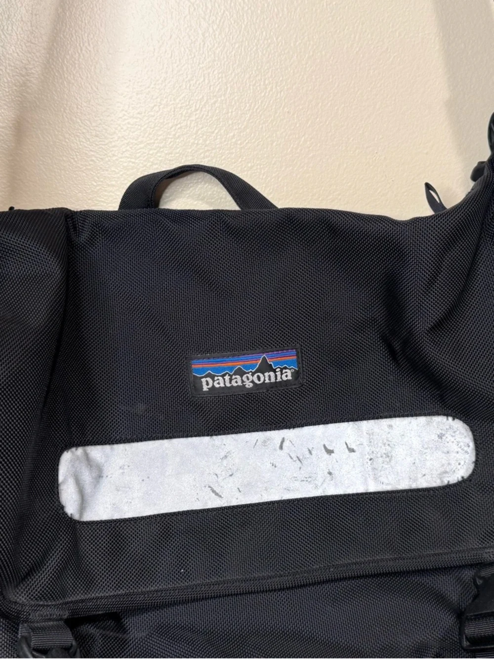 Patagonia durable messenger
