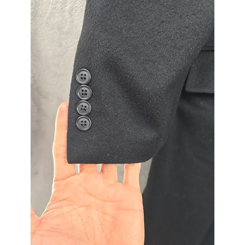 Brooks Brothers minor marks
