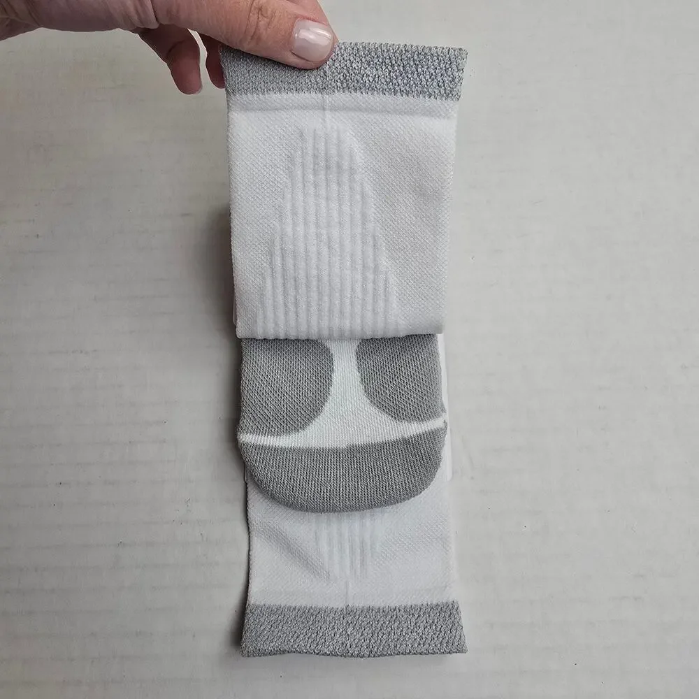 Nike Spark Running Crew Socks Size W7.5-9/M6-7.5 White Cushioned Dri-Fit