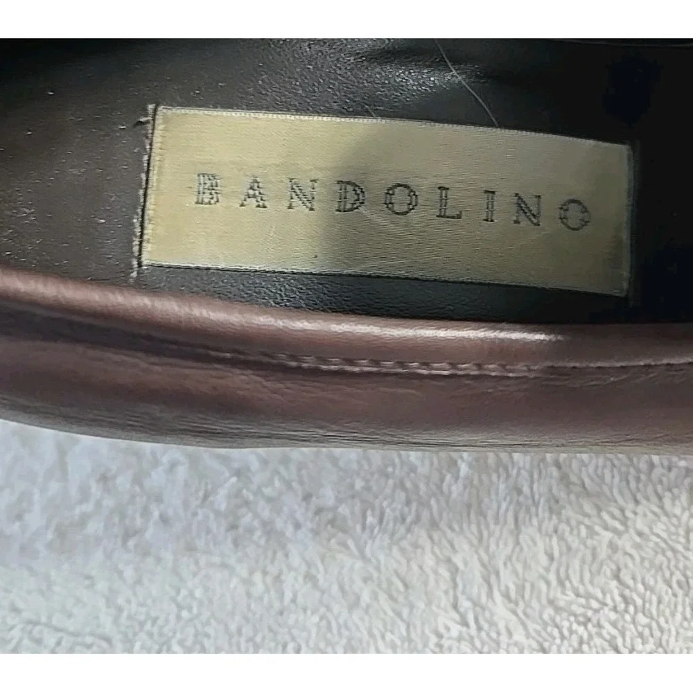 Bandolino Womans Slipon Leather Buckles Loafers Shoes 2 1/2 Heels Size 8M