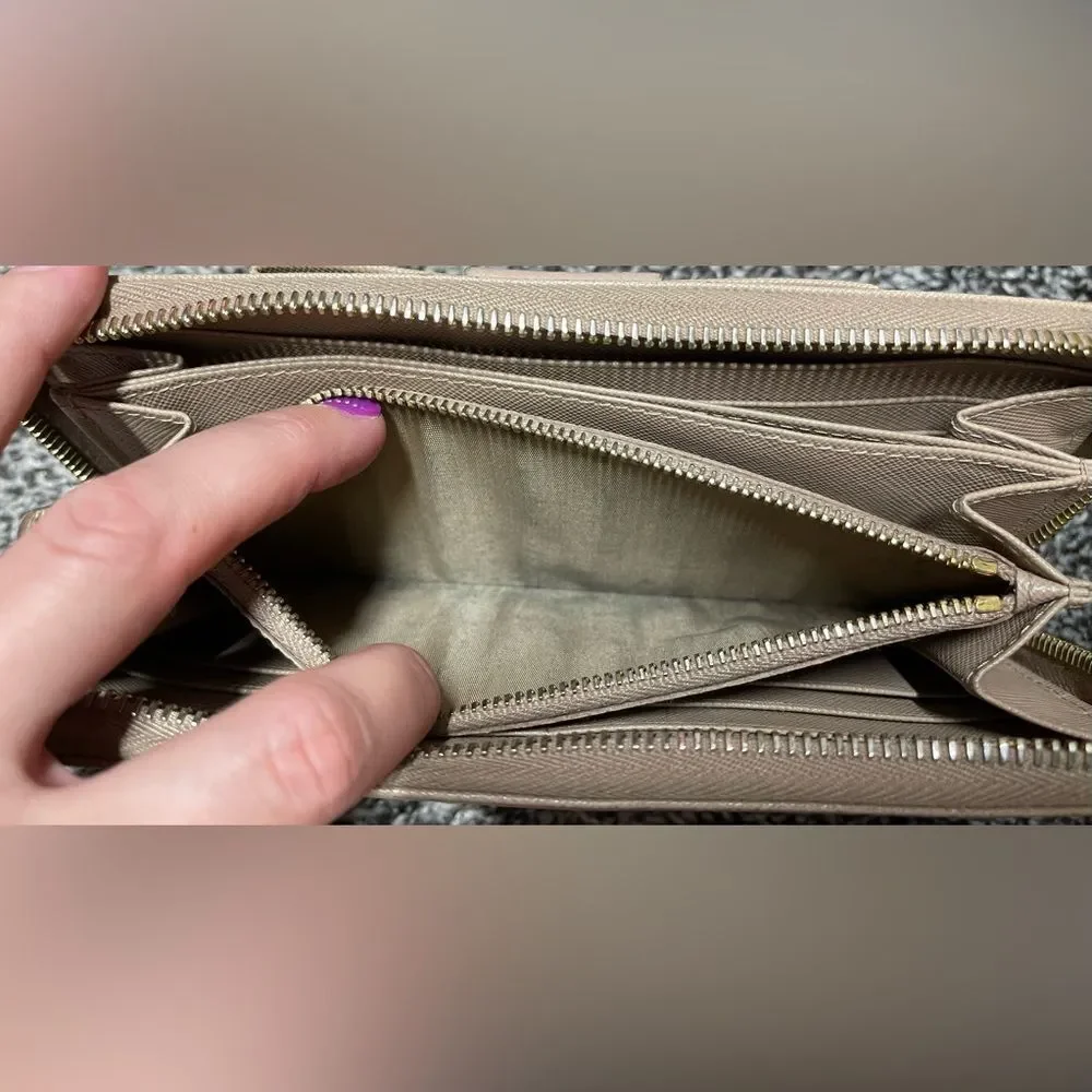 Prada fiocco wallet