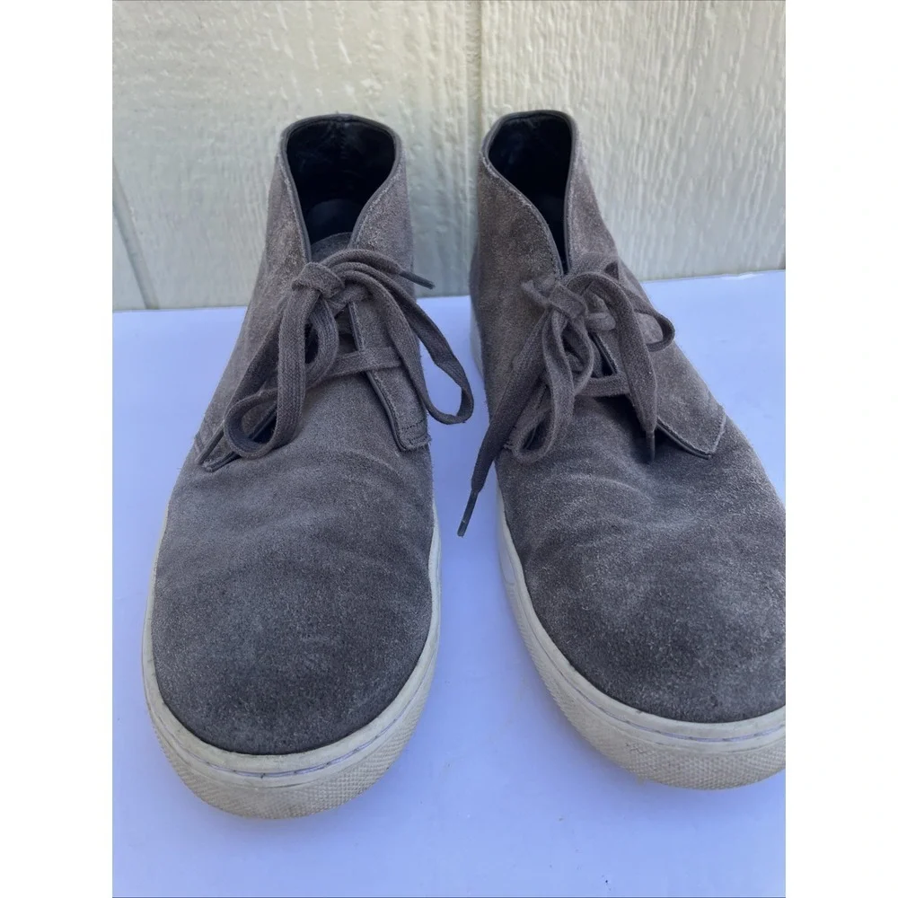 Vince. Abe‎ chukka suede Leather sneaker Mens 10.5M Platform Gray Lining Casual