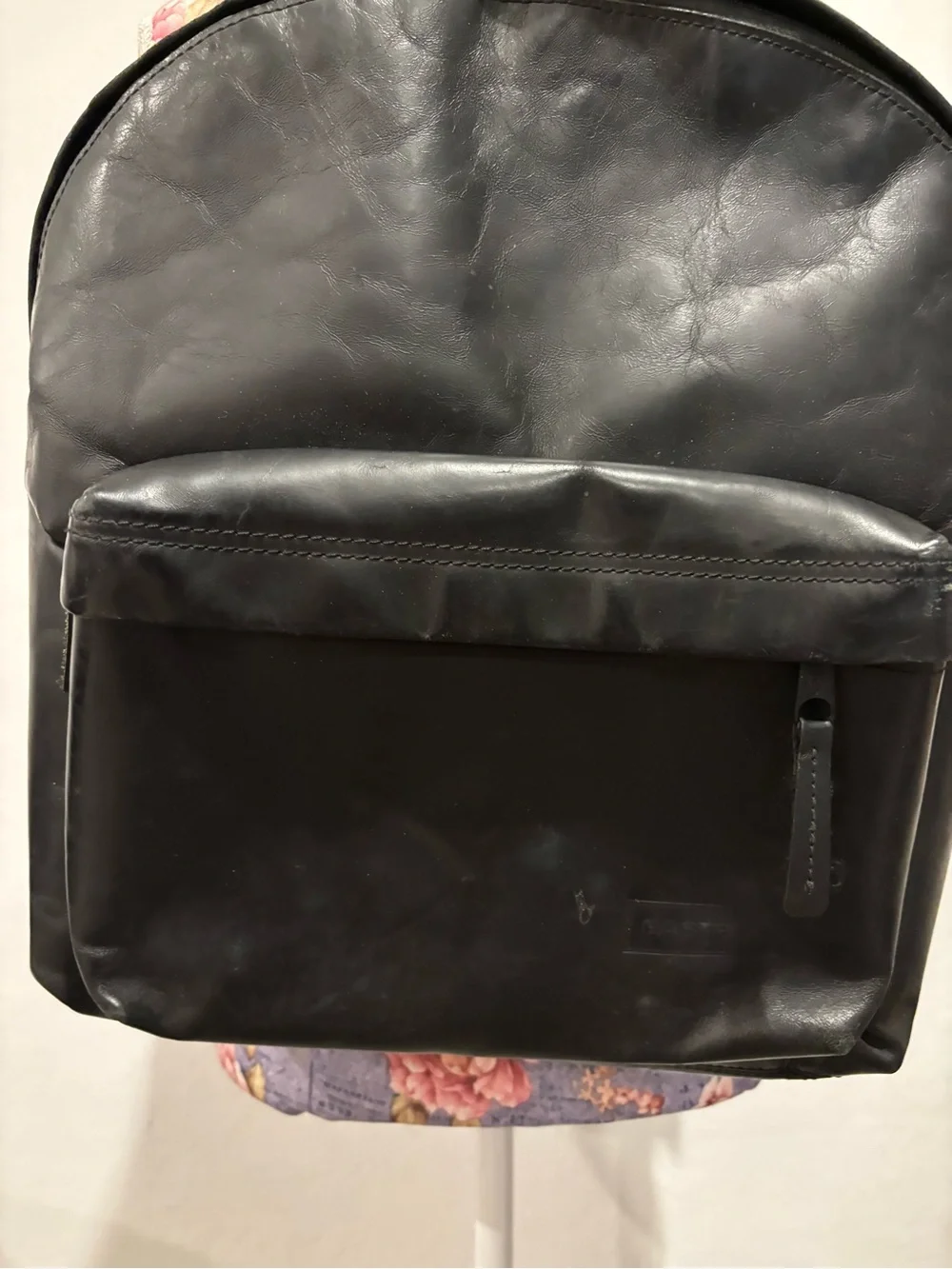 Eastpak sleek black