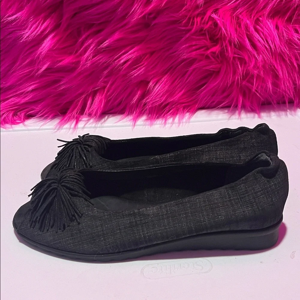 ladies black