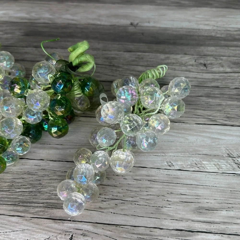 The Unbranded Brand lucite grape