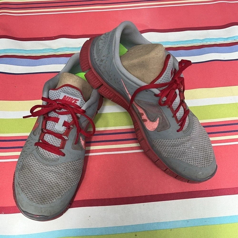 Nike men’s 10