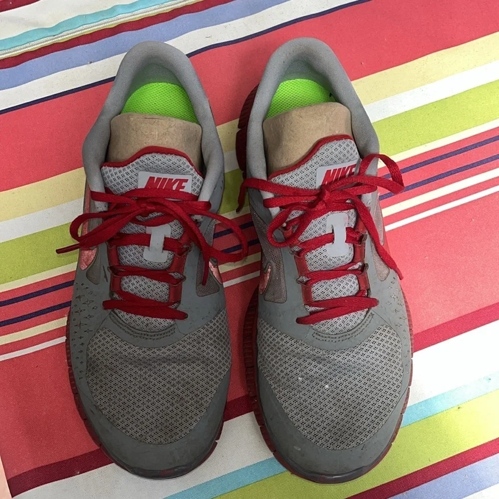 Nike men’s 10