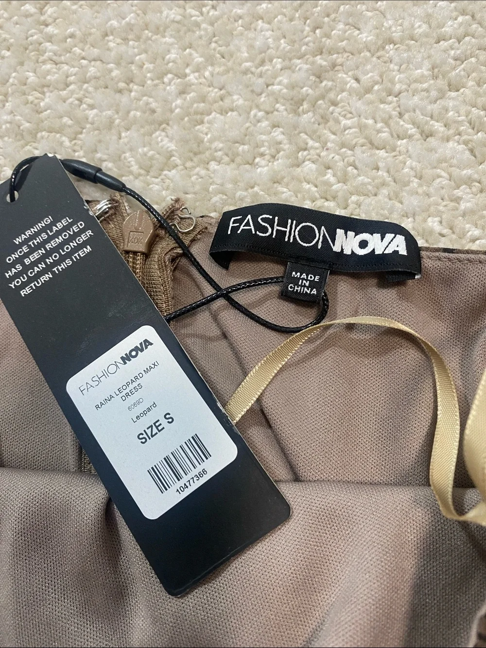 Fashion Nova eye catching