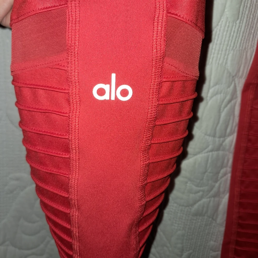 ALO Yoga alo high