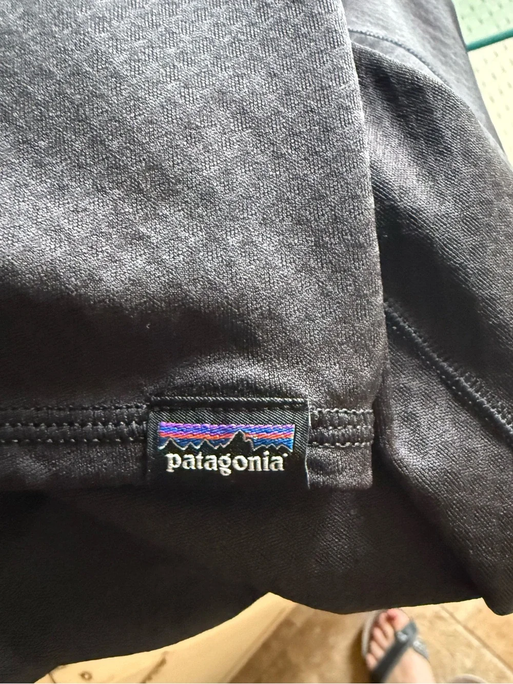 Patagonia Black Capilene Midweight Long Sleeve Pullover Performance Jacket