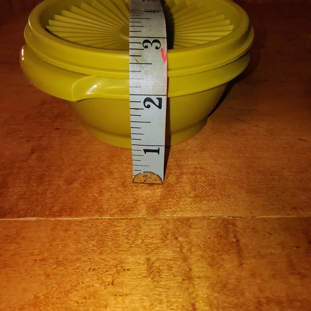 Tupperware vintage good
