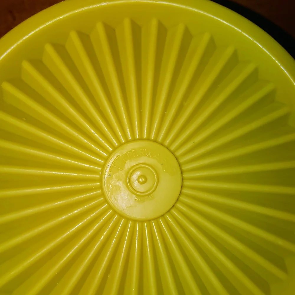Tupperware vintage good