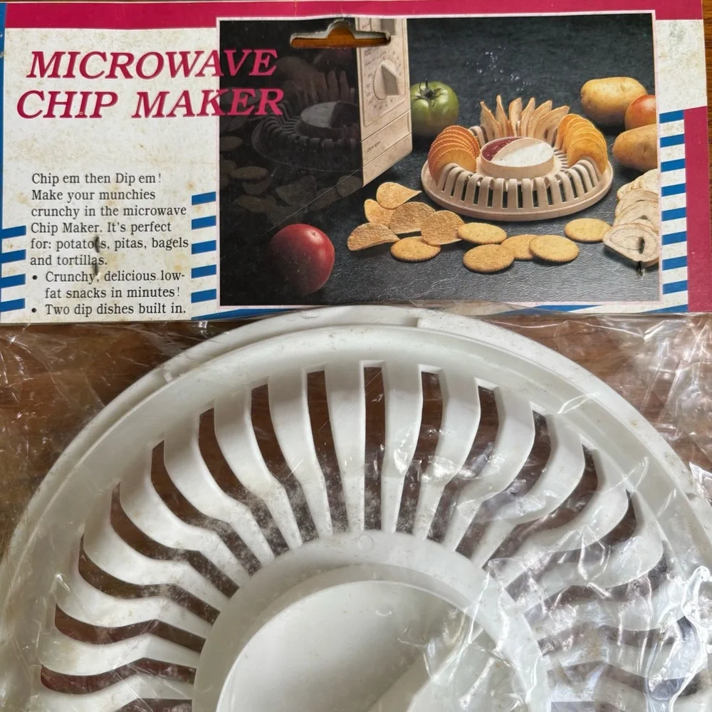 Vintage Micro-Chip Microwave Potato Chip Maker NWT