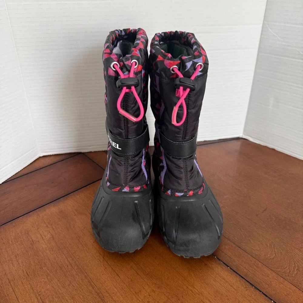 Sorel flurry winter