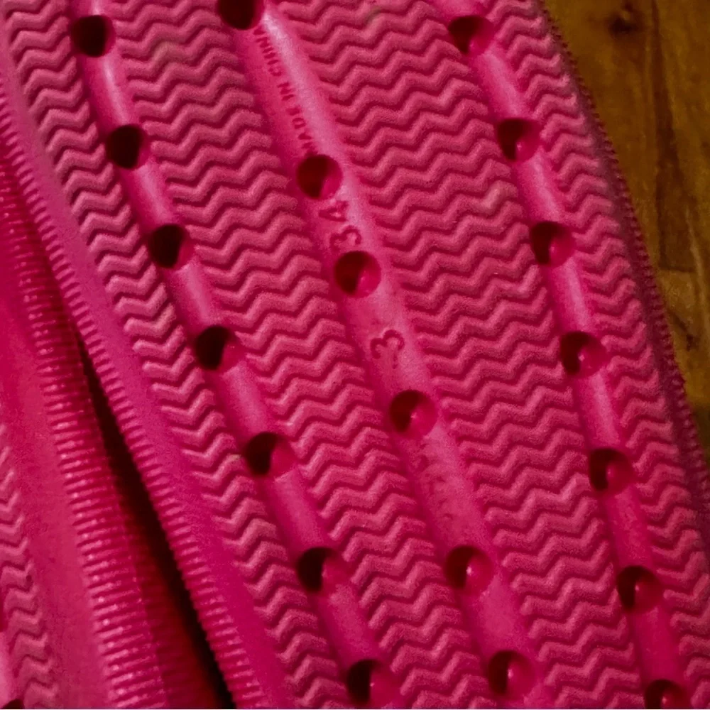 N/A kids pink
