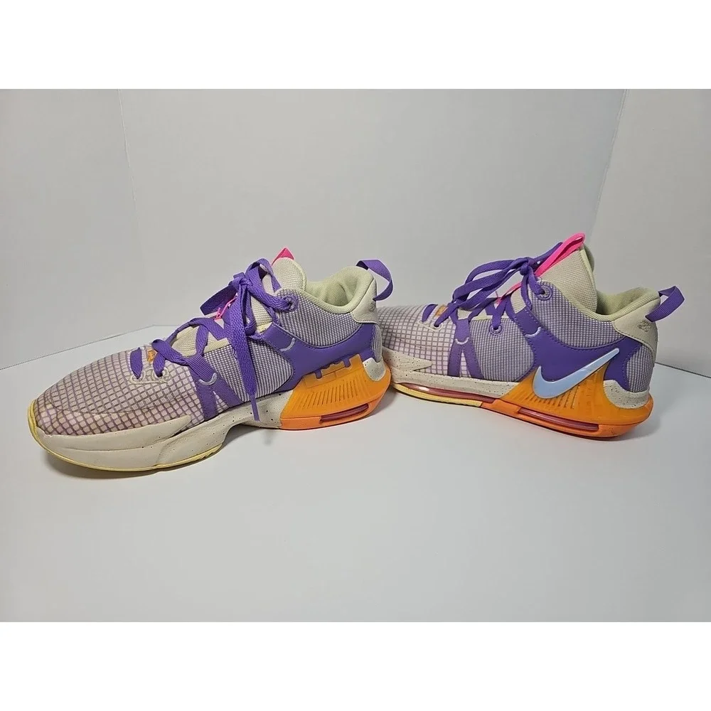 NIKE LEBRON WITNESS 7 SHOES SIZE 5Y YOUTH‎ GRAPE ORANGE