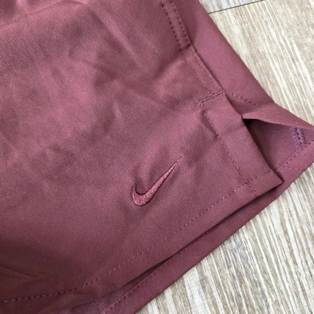 Nike unlimited versatile