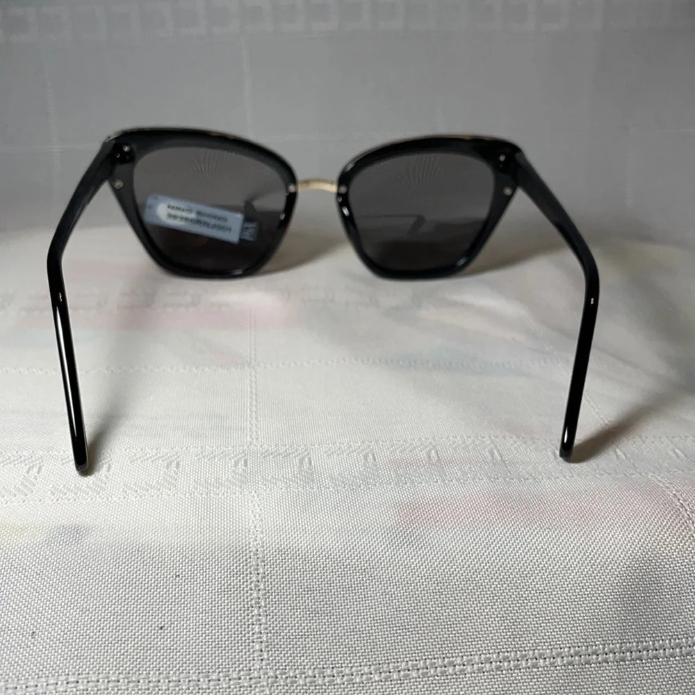 FGX nwot black