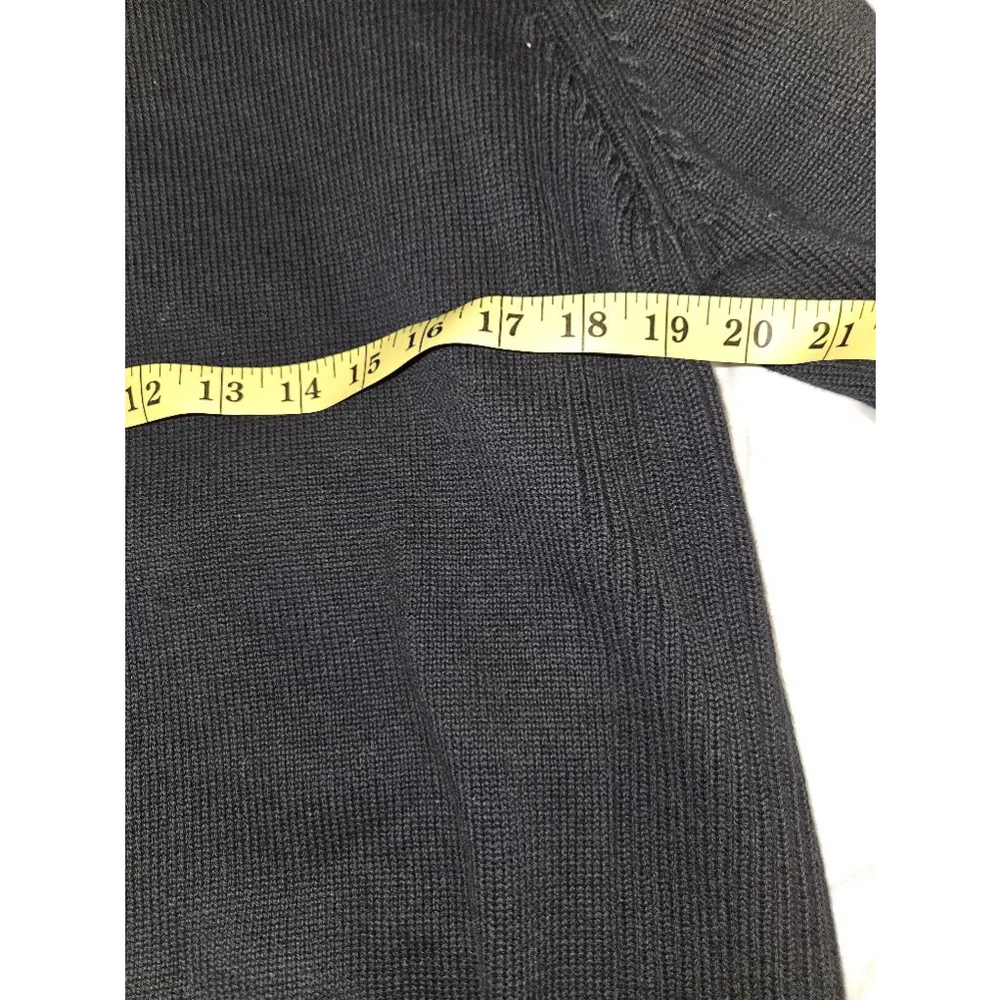 Oscar de la Renta good preowned