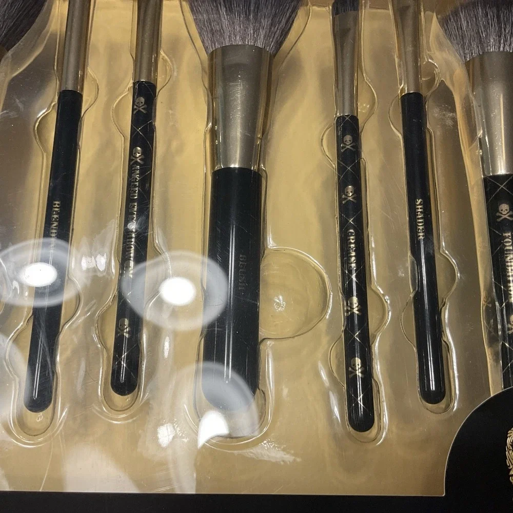 N/A makeup brushes