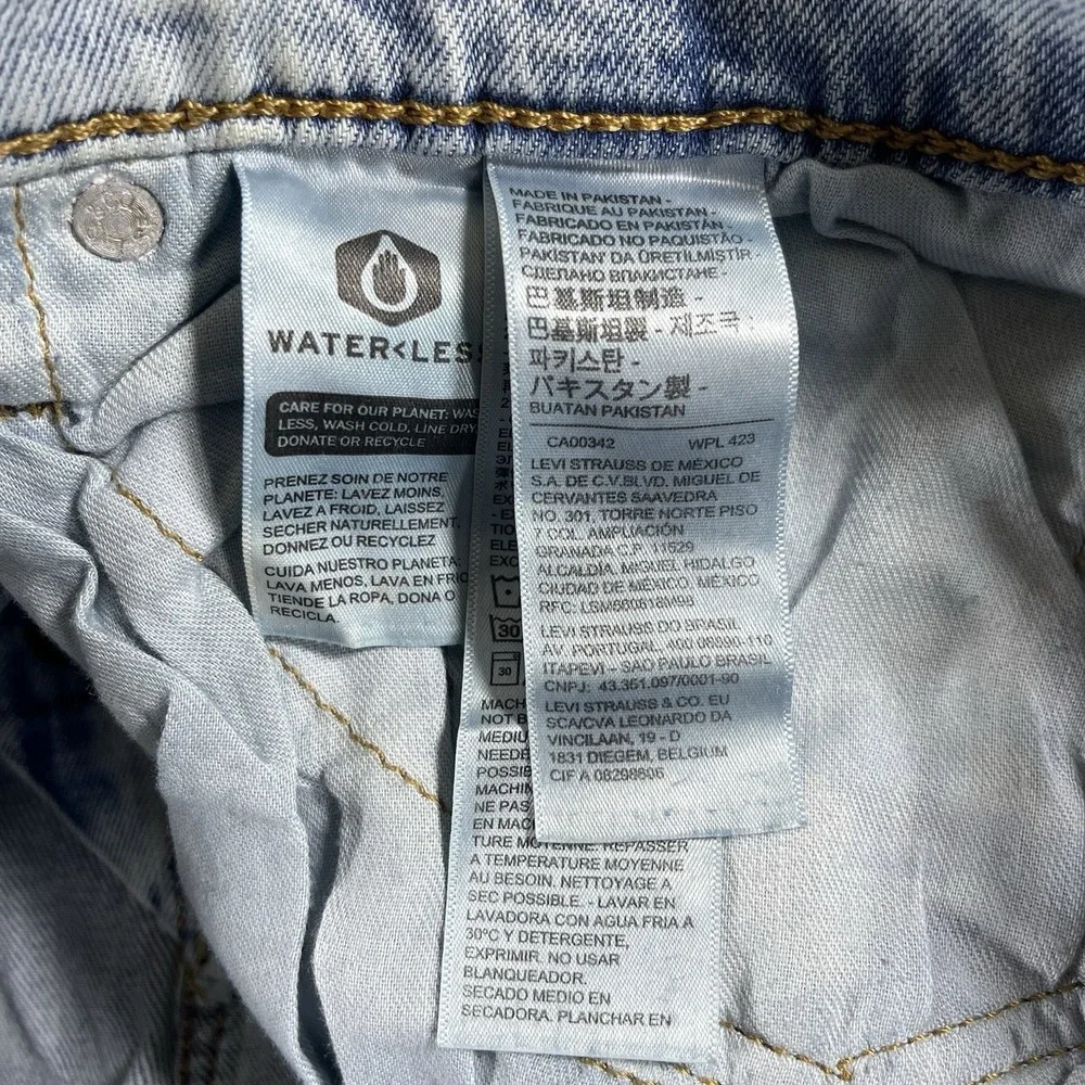 Levis new tags