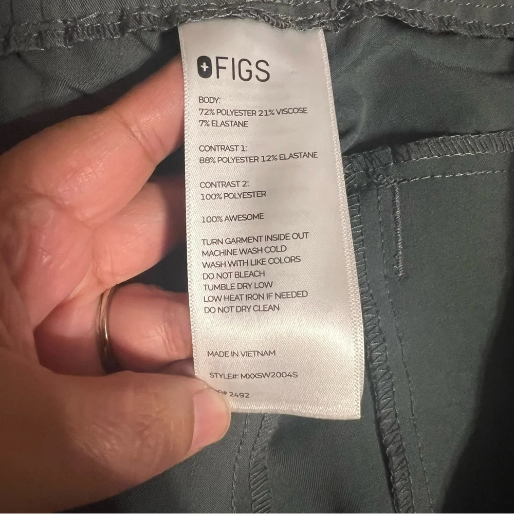 Figs preowned small