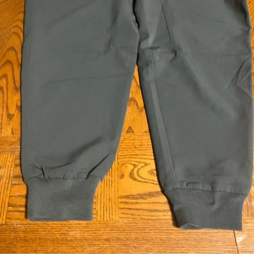 Figs preowned small