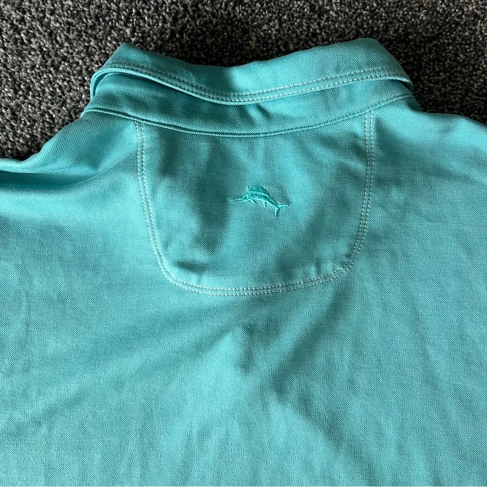 Tommy Bahama offers placket