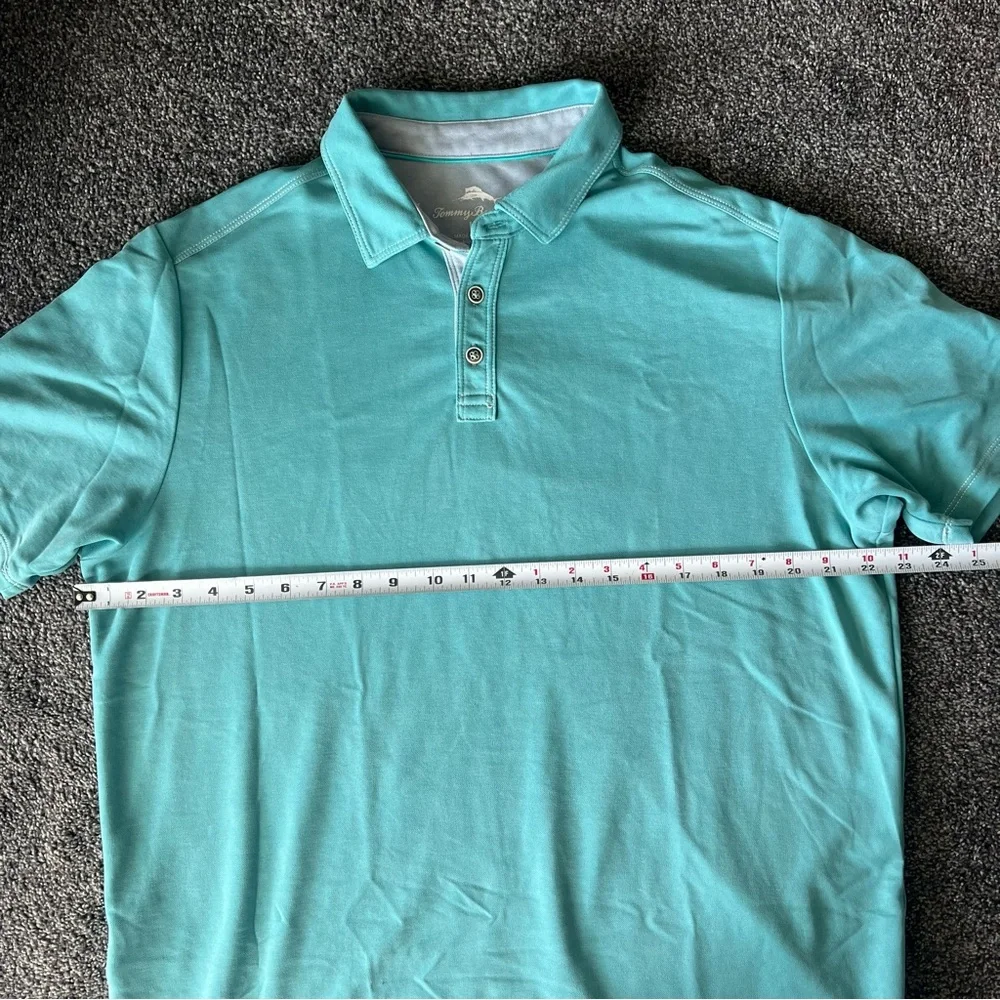 Tommy Bahama open style button