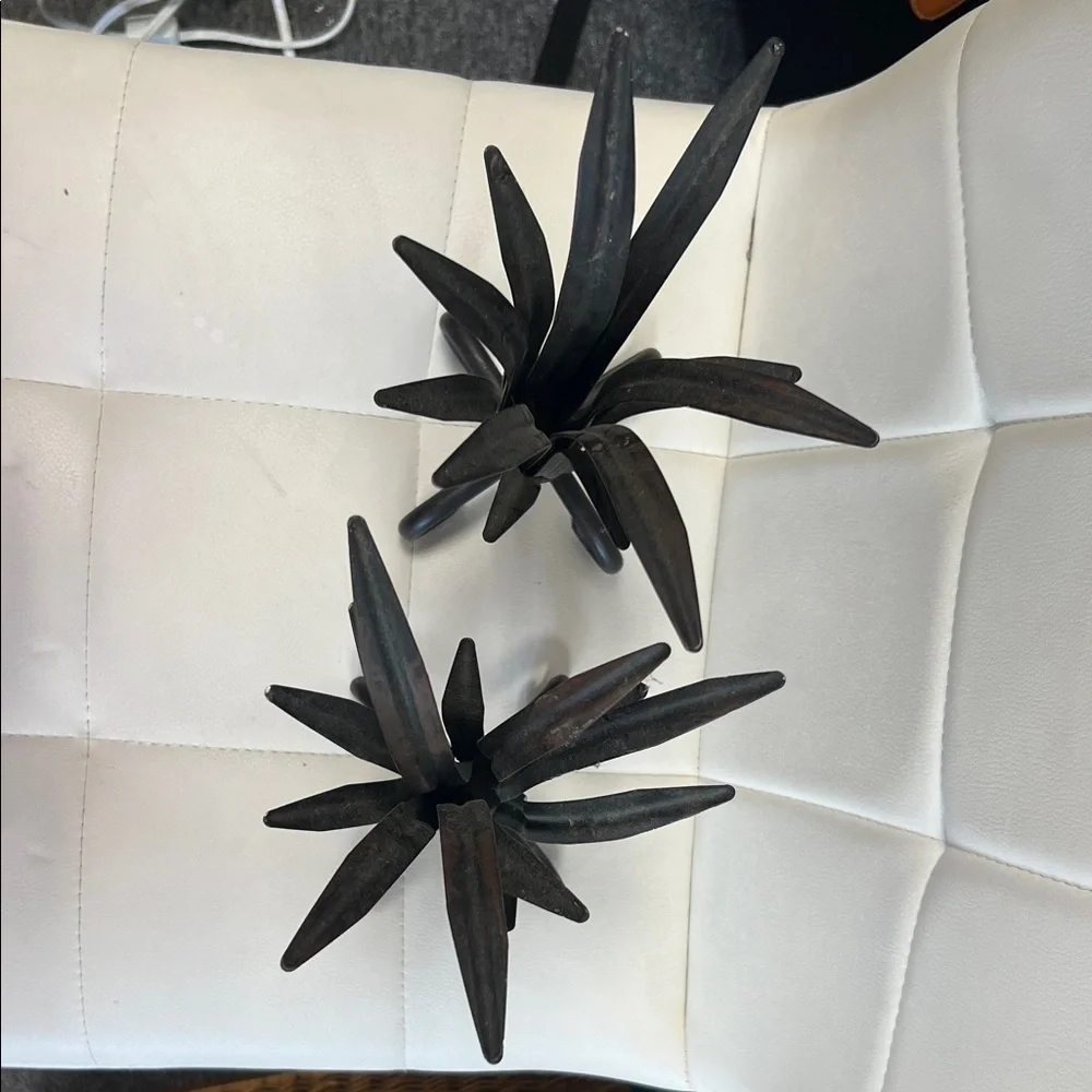 Vintage heavy, decorative iron wheat grass candleholder