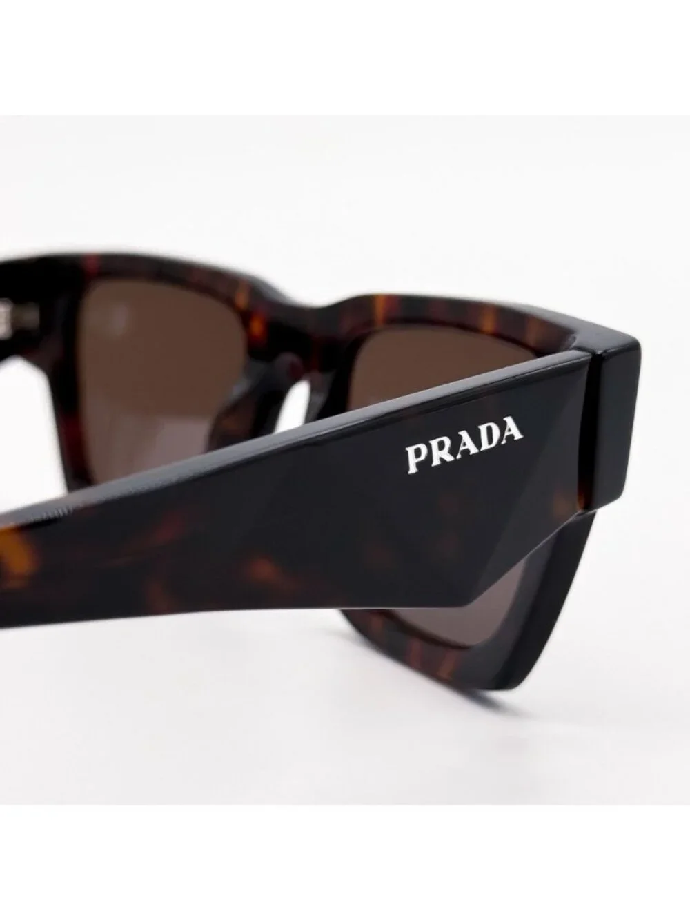 Prada 100% new
