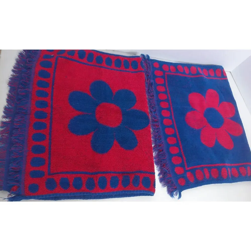 Vintage Cannon Royal Family Blue Red Daisy Mod Pop Art Towel Hand Set of 2