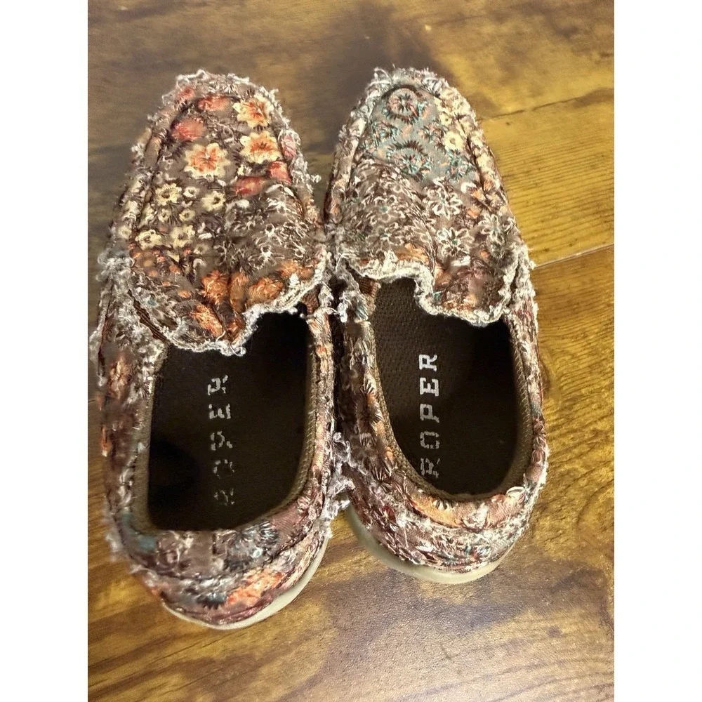 Roper youth toddler