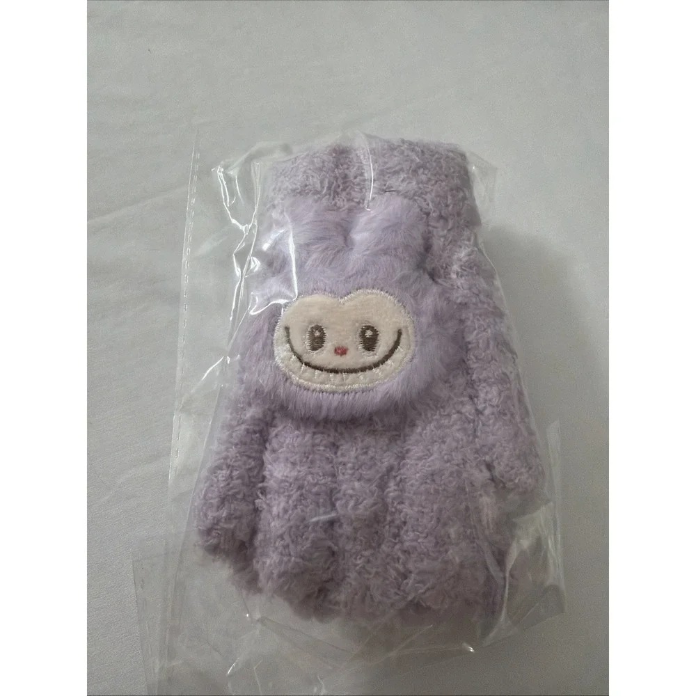 Authentic Warm Fluffy Holiday Series Labubu Mittens Limited Gloves‎ Small Kids