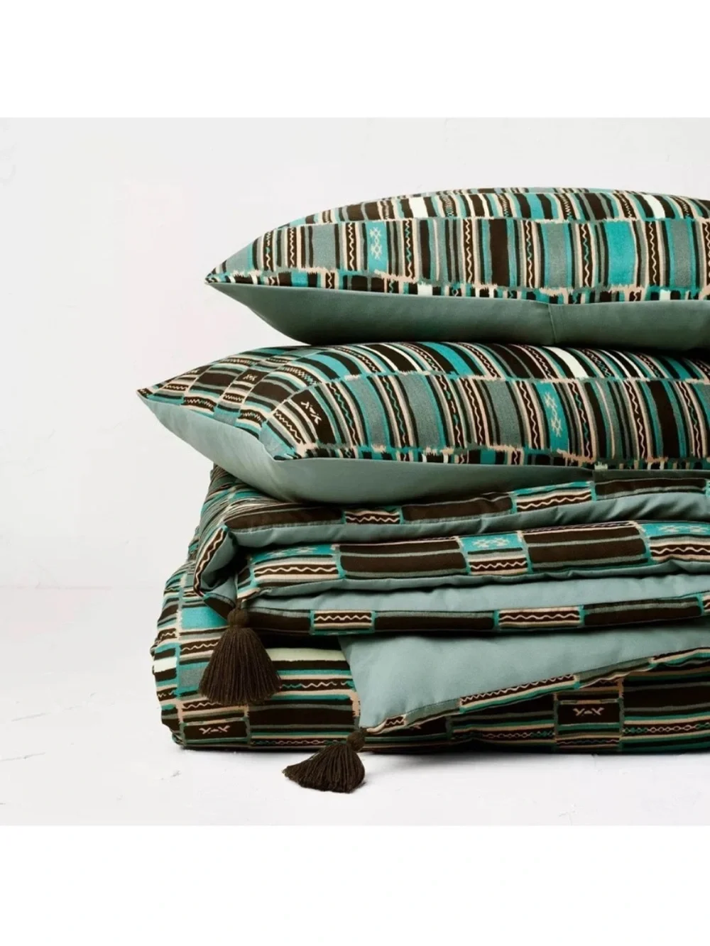 Opalhouse Jungalow F/Q Teal & Black Striped Jungalow Comforter Set