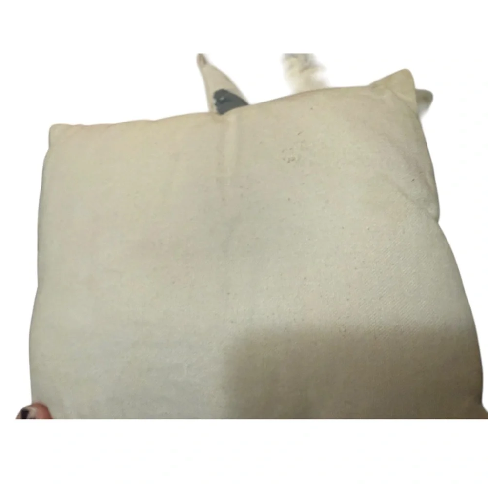 Unlisted stylish pillow