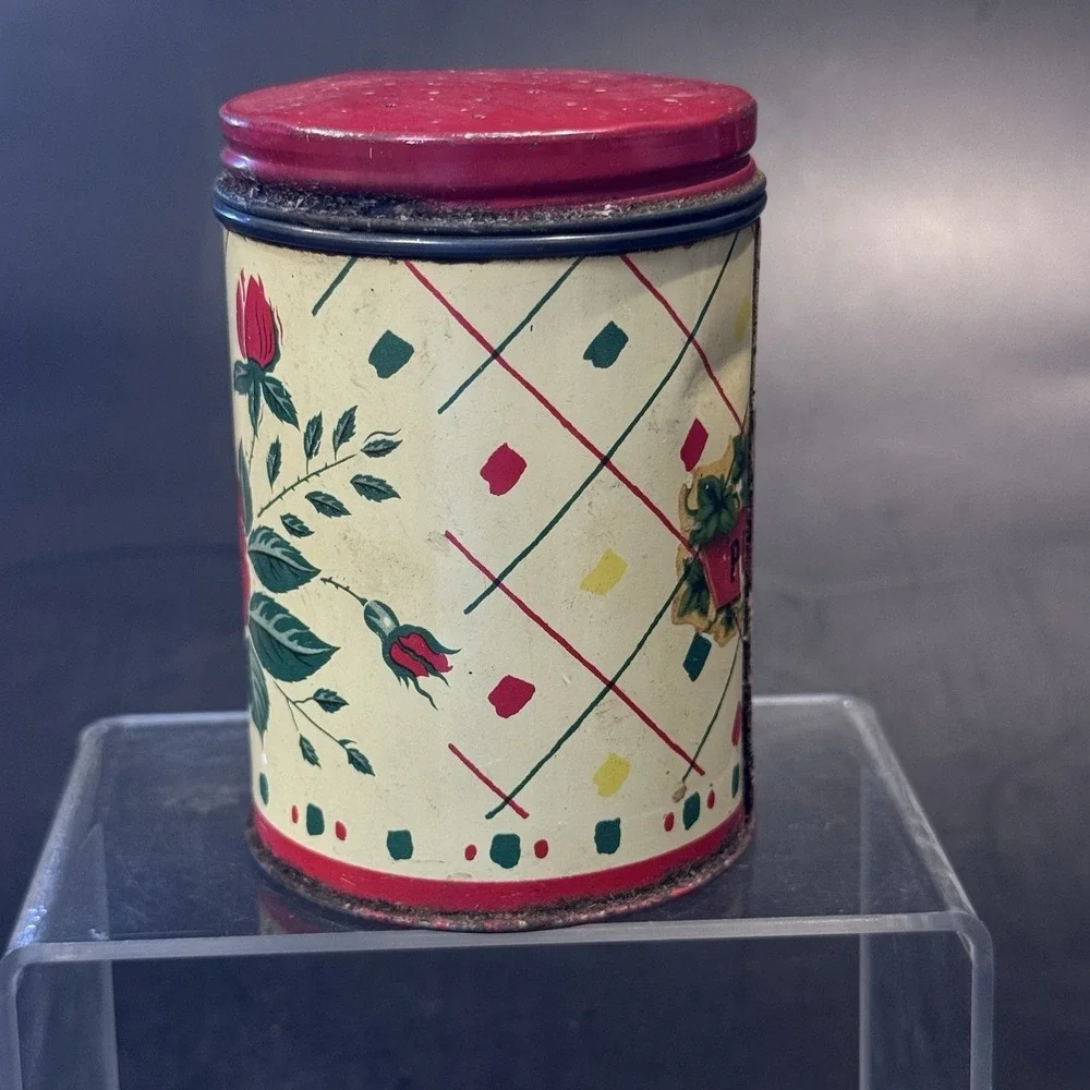 Vintage 40s‎ Tin Pepper Shaker Single Red Rose Lithograph Red Lid Slight Rust