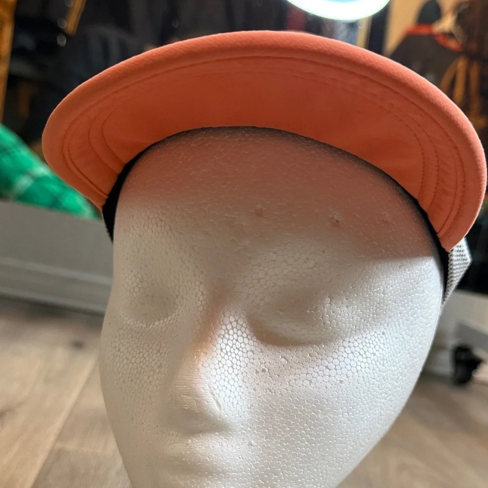 Speedo Kids Vibrant Orange and White Hat
