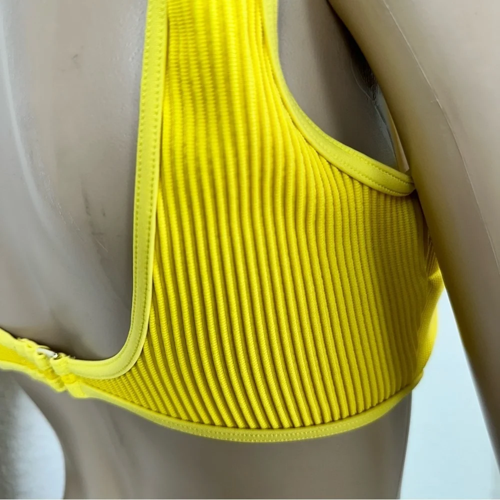 Hollister bright yellow