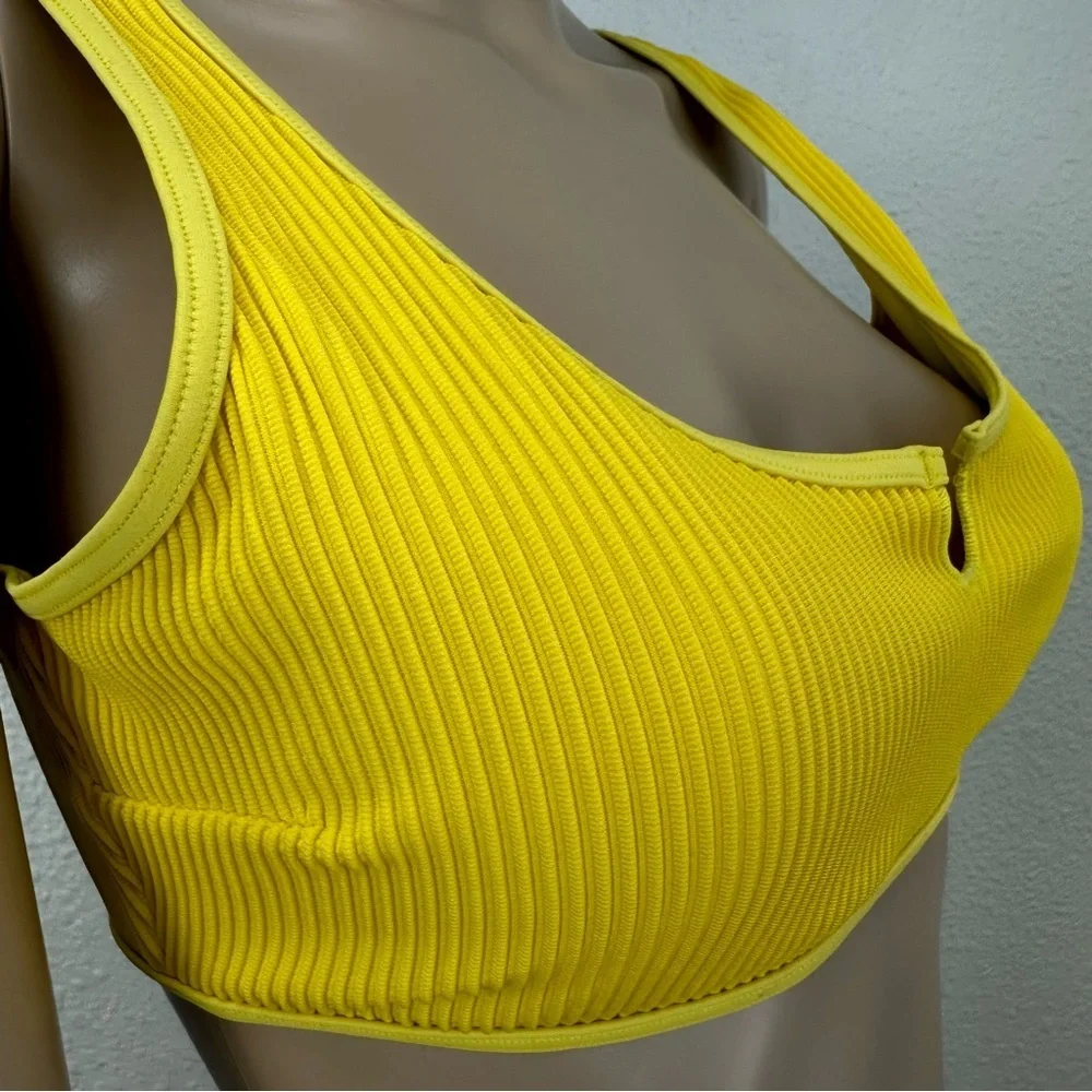 Hollister bright yellow