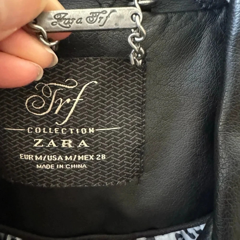 Zara leather or signs