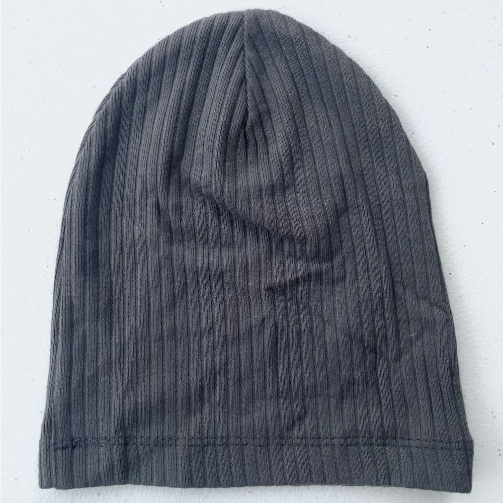 Infant Gray Ribbed Beanie Hat Size M Soft Stretch Baby Cap