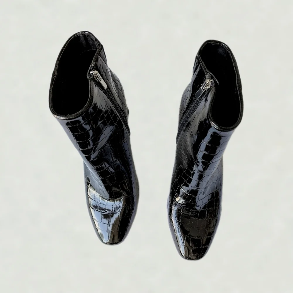 Eloquii glossy crocodile